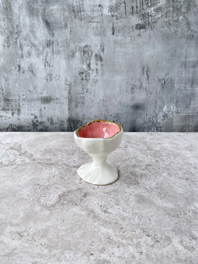 Quirky Egg Cup Pink
