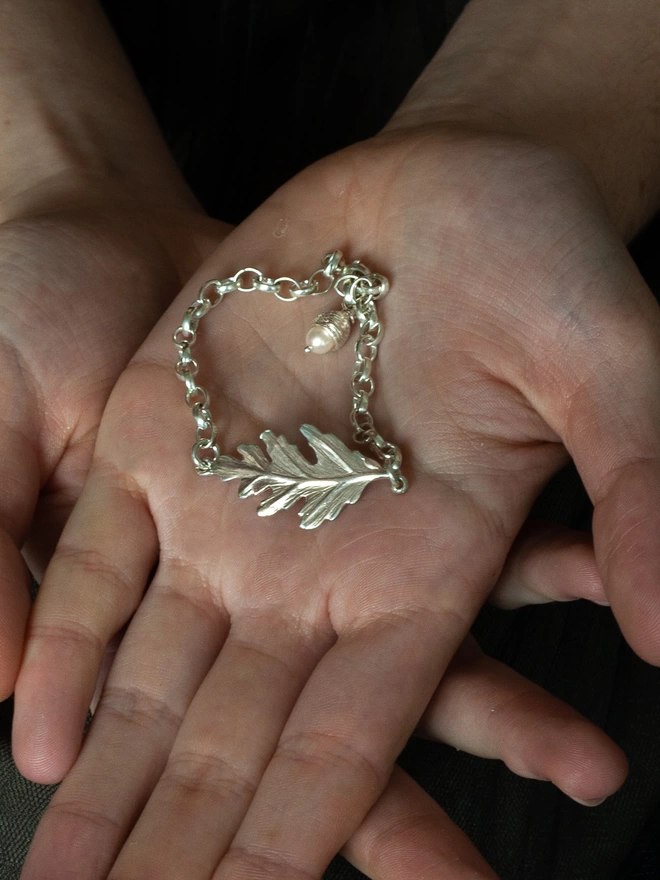 Sterling silver oak leaf bracelet for women 