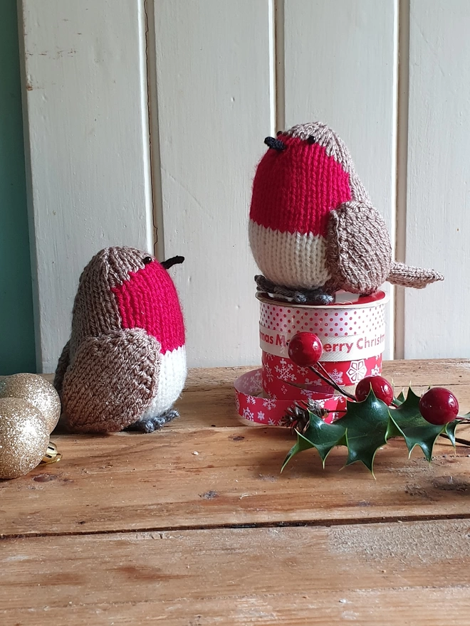 Christmas robins knitted from a fun kit