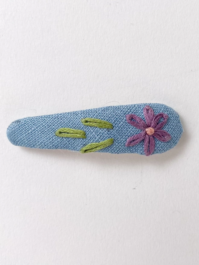violet daisy clip
