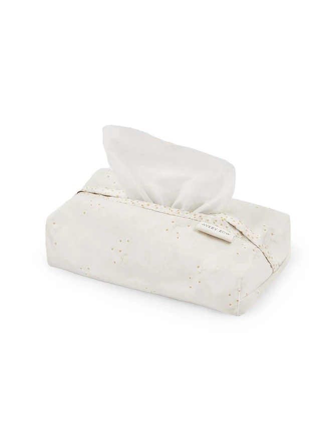 Baby Wipes Cover Wild Chamomile pack shot