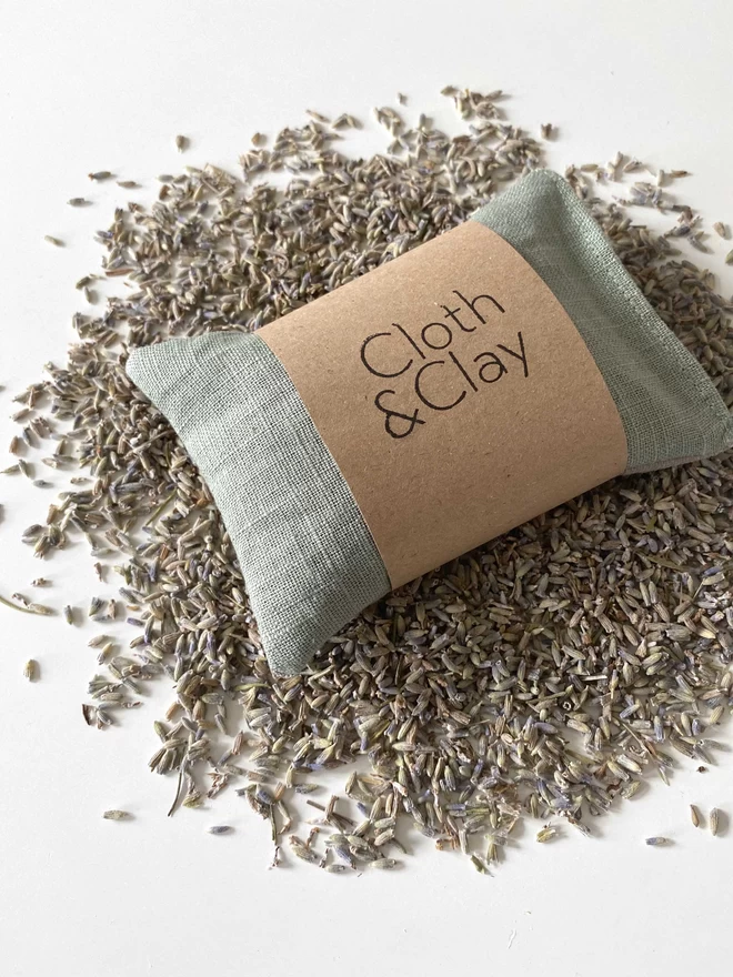 Lavender bag made from linen and filled with organic dried lavender