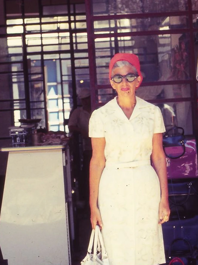 inspiring pic of vintage lady in red head scarf