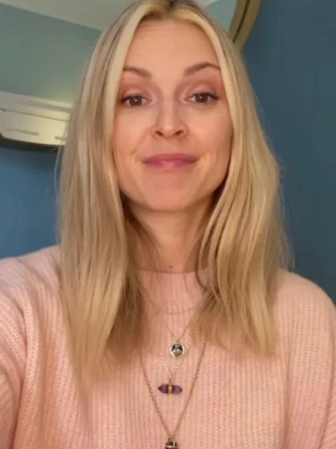 Fearne cotton wearing Balance necklace 