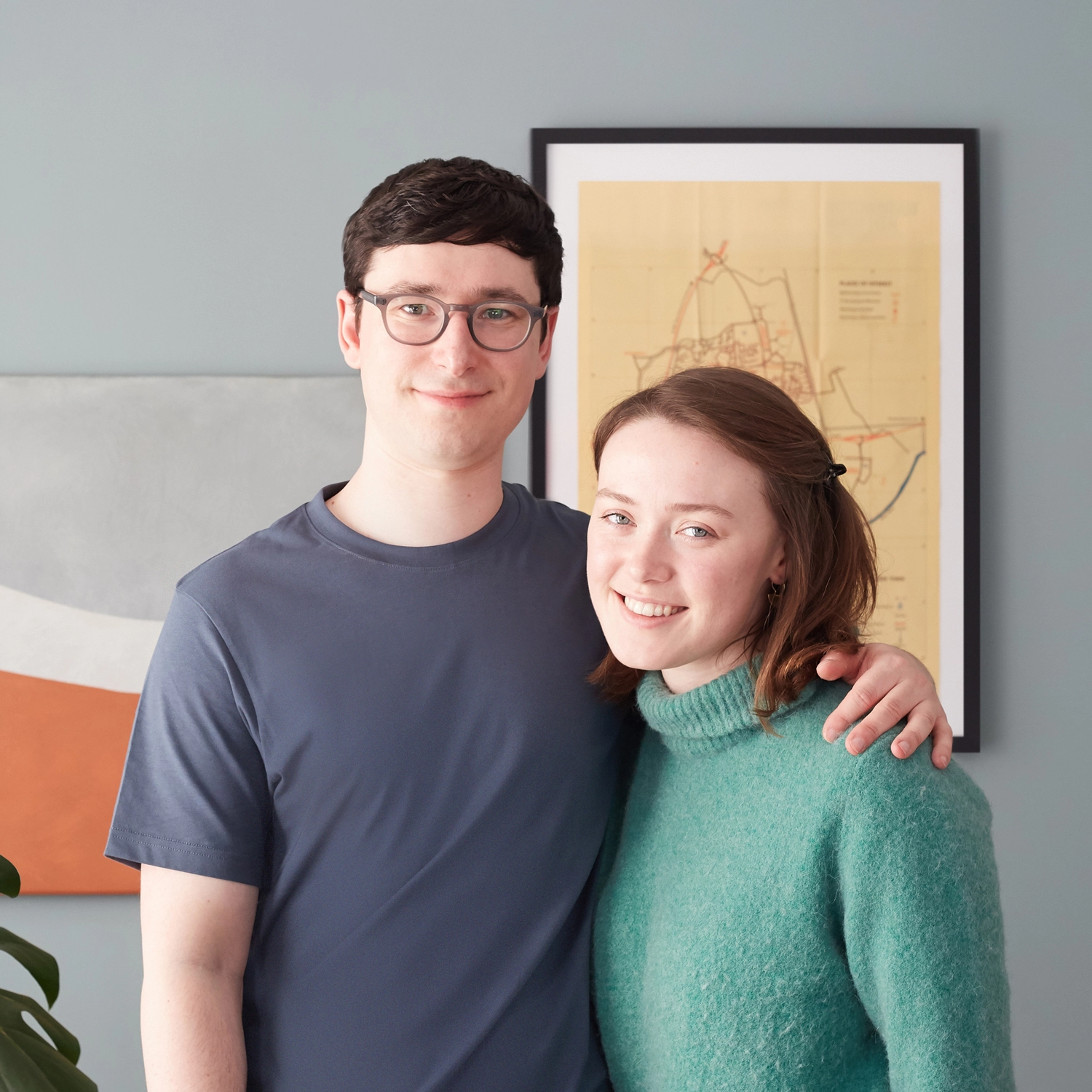 Another Loop Tom and Charlotte in the studio headshot