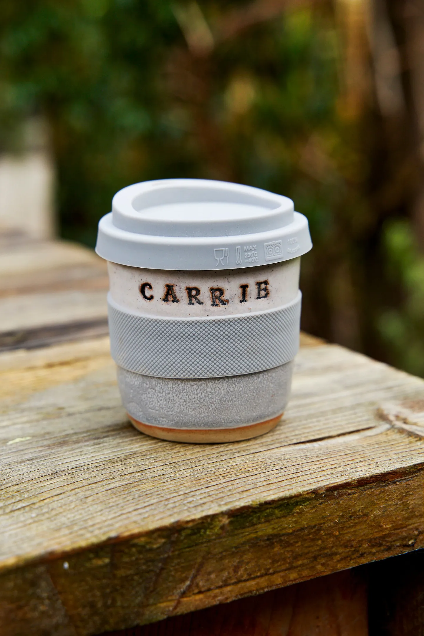 Ceramic travel mug