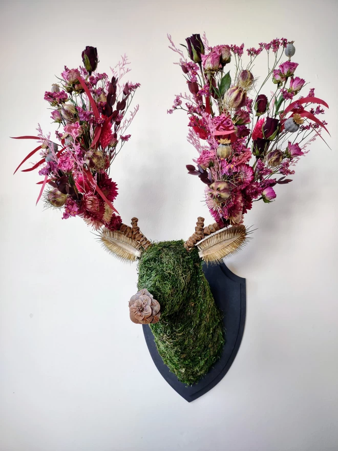 Handcrafted Dried Flower 'LOVE' Deer Large Wall Hanging 