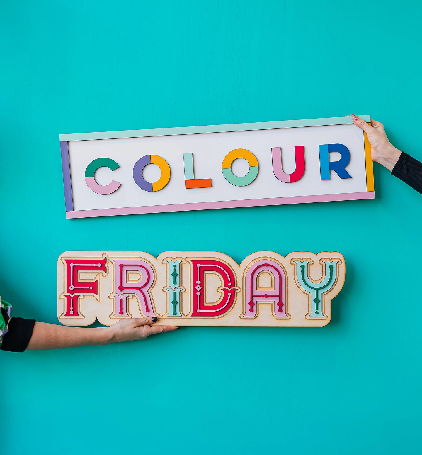 Colour friday sign