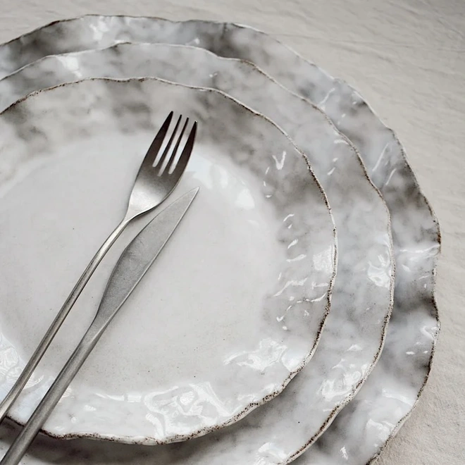 Ceramic dapple stoneware plates