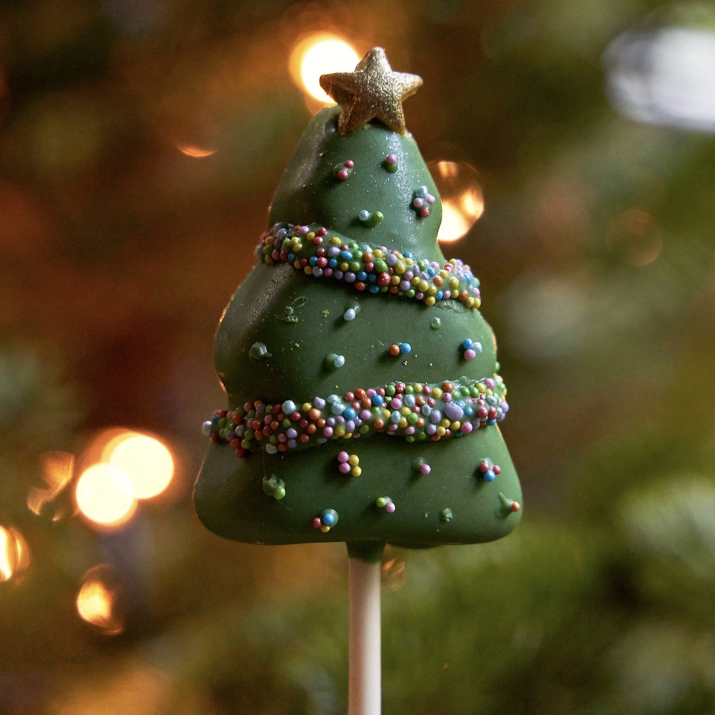 Christmas tree cake pop