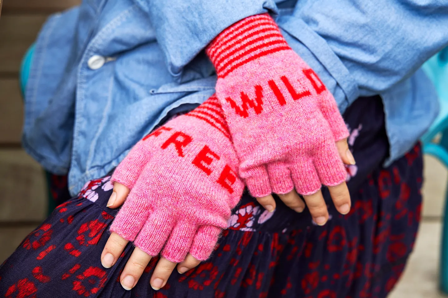 Free and wild fingerless mittens