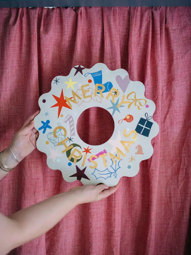 White wooden Christmas wreath