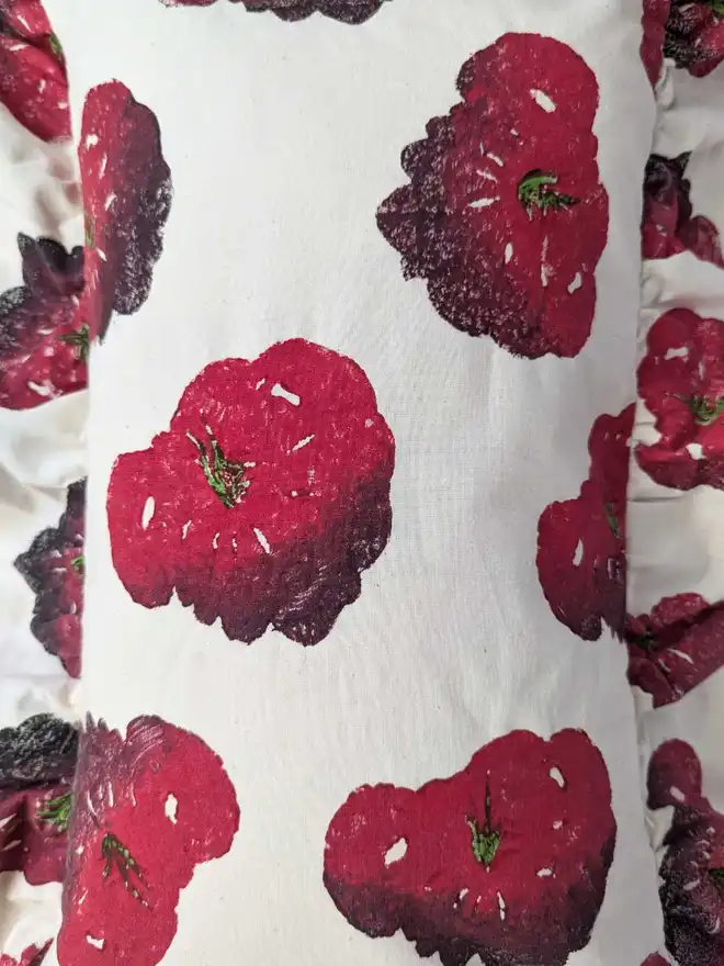 tomato frill cushion