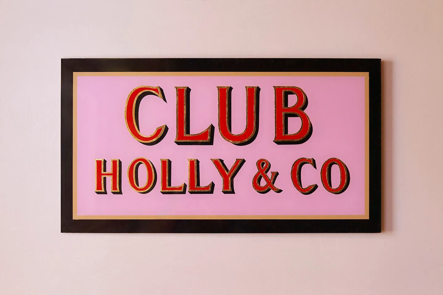 Less ordinary loyalty program Club Holly & Co