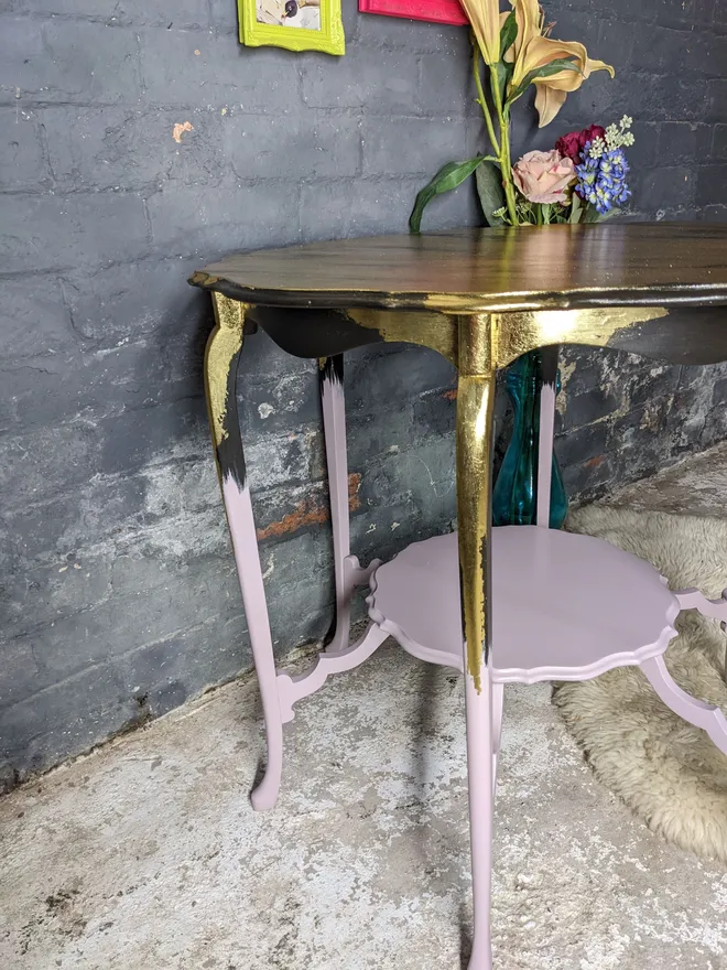 gold leaf halloween style table