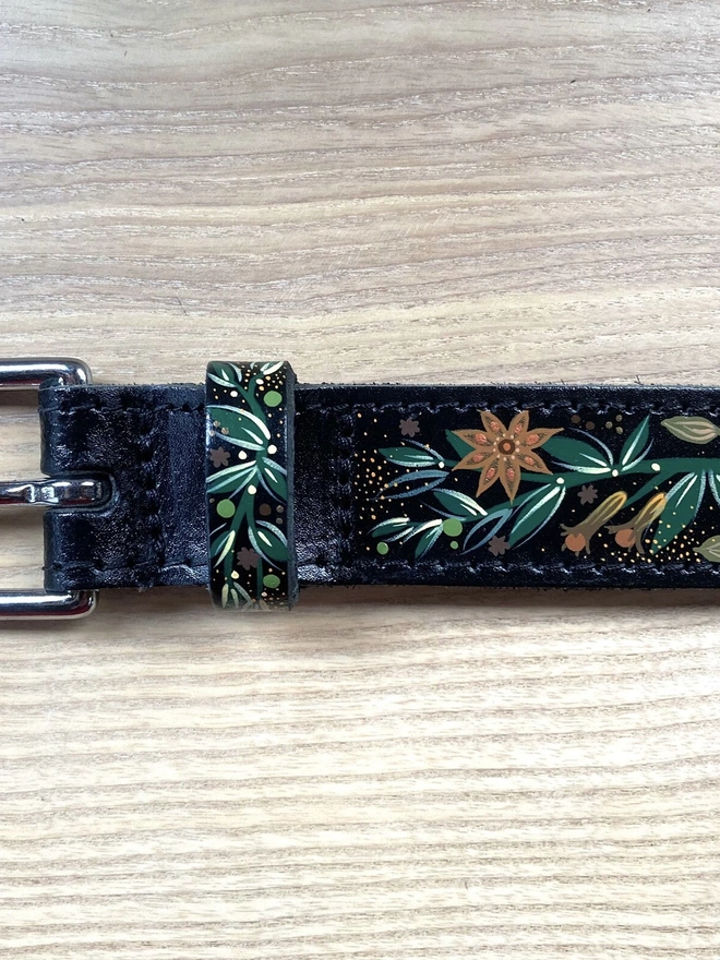 Medium/ Large Straight Leather Dog Collar