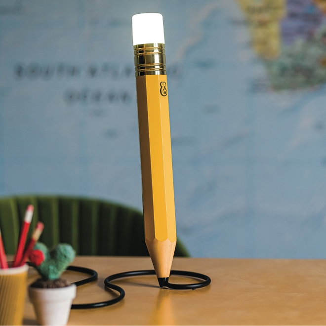 Giant pencil light