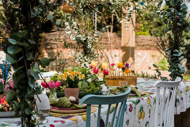 Spring table image