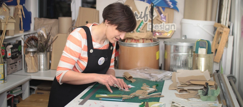 Thrift Design Storefront Image