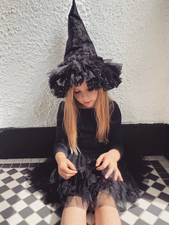 Witches Hat Halloween Costume