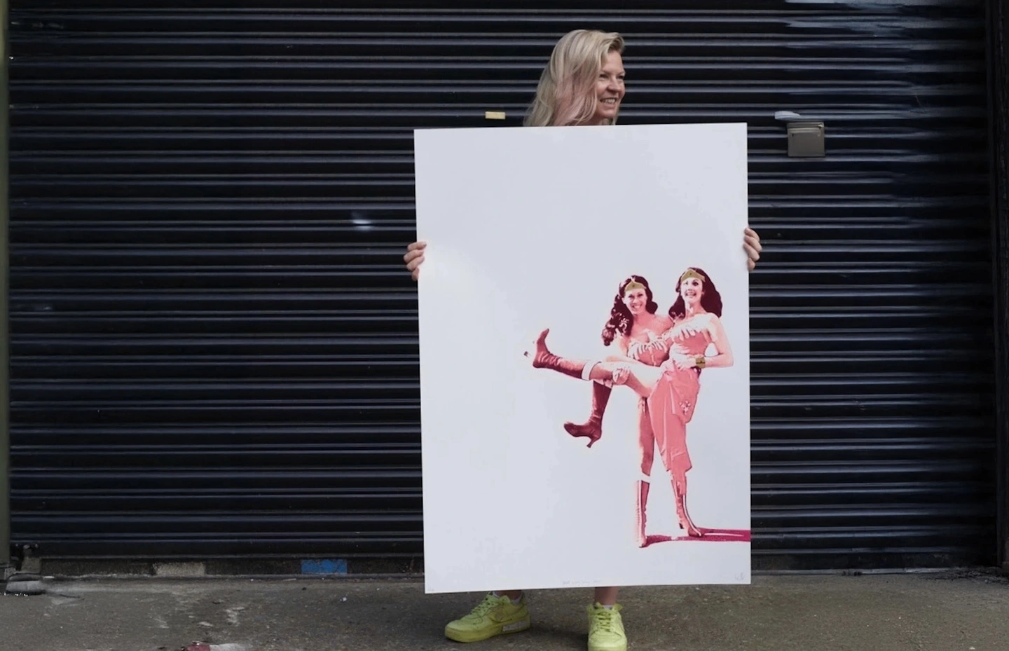 Women supporting women print