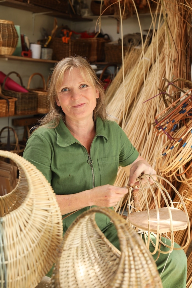 Sarah Le Breton basketmaker workshop white willow basketry