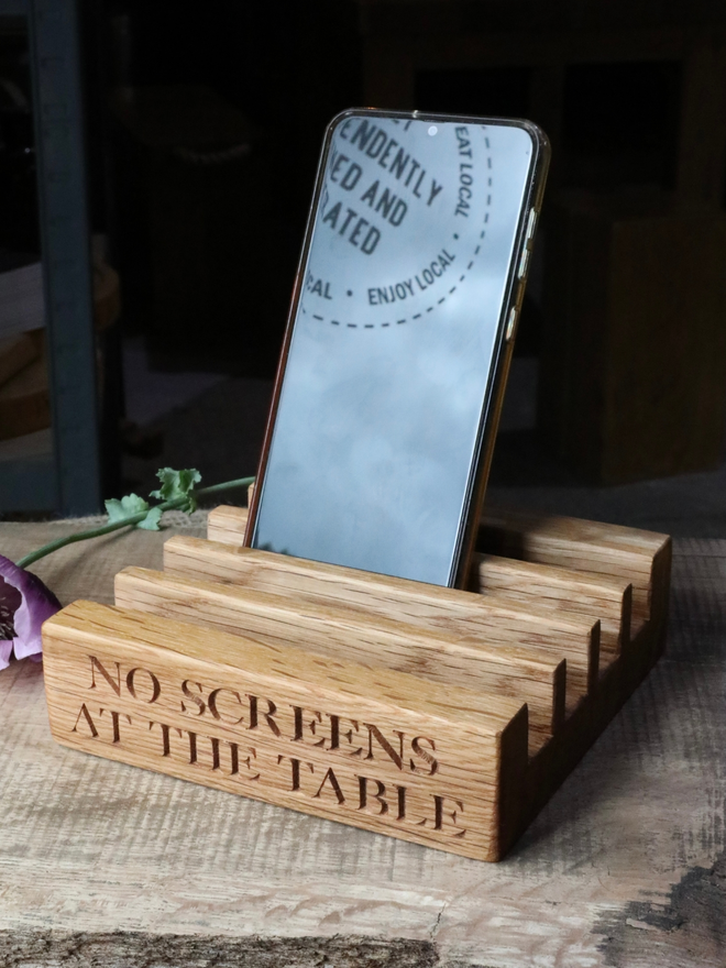 No screens at the table phone holder