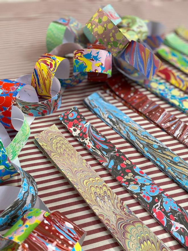 hand marbled multi colour paper chain kit