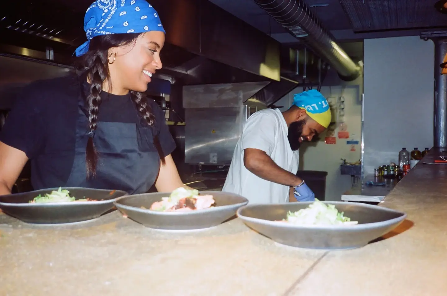 Bon Mange Storefront Image