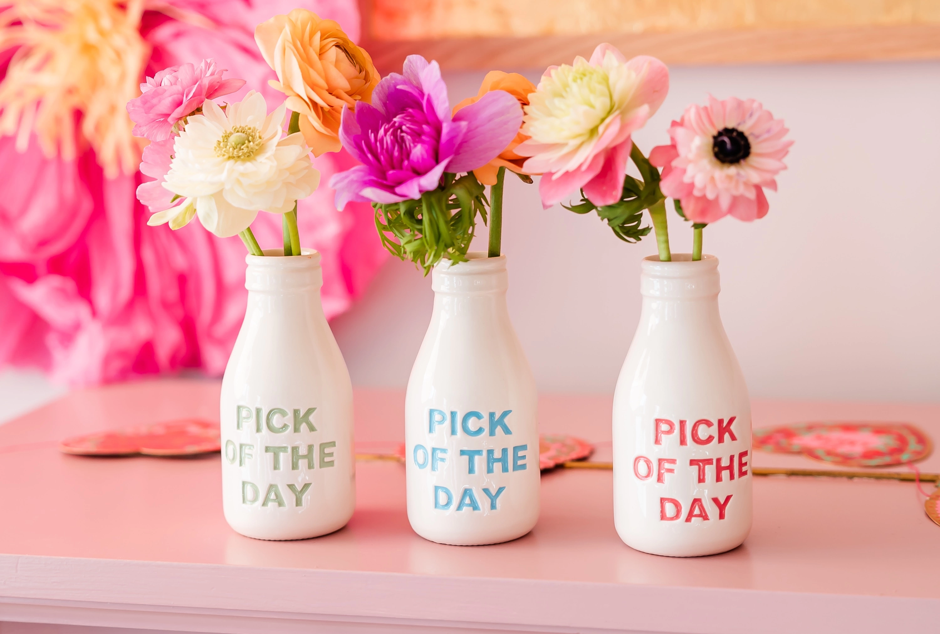 Pick of the Day ceramic vase, Valentine's Day Gifts
