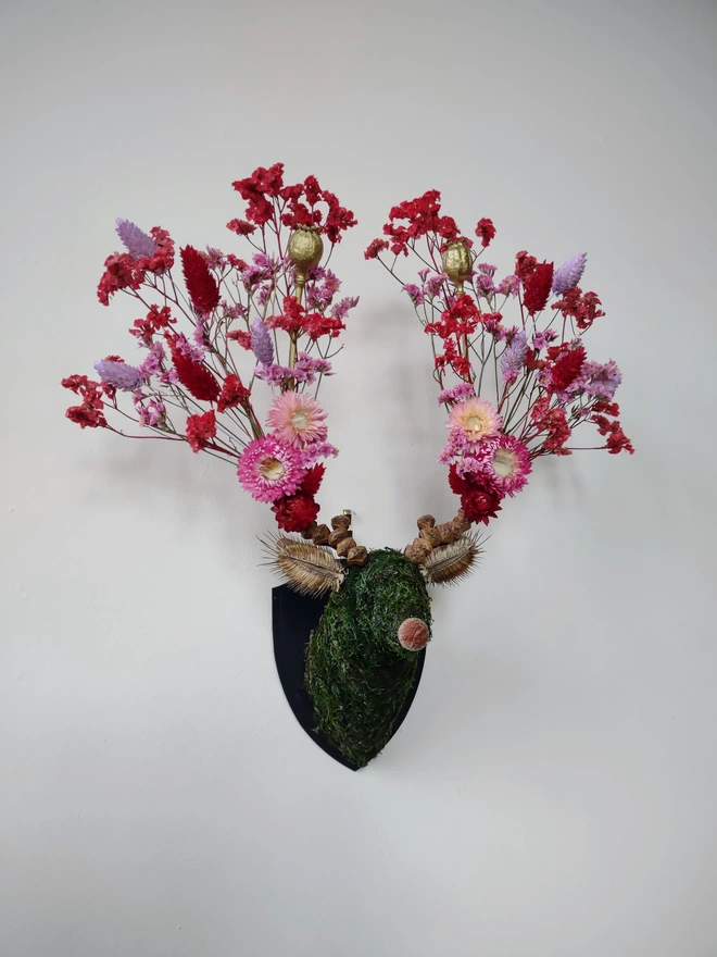Handcrafted Dried Flower 'Pink & Red Mini' Deer Wall Hanging