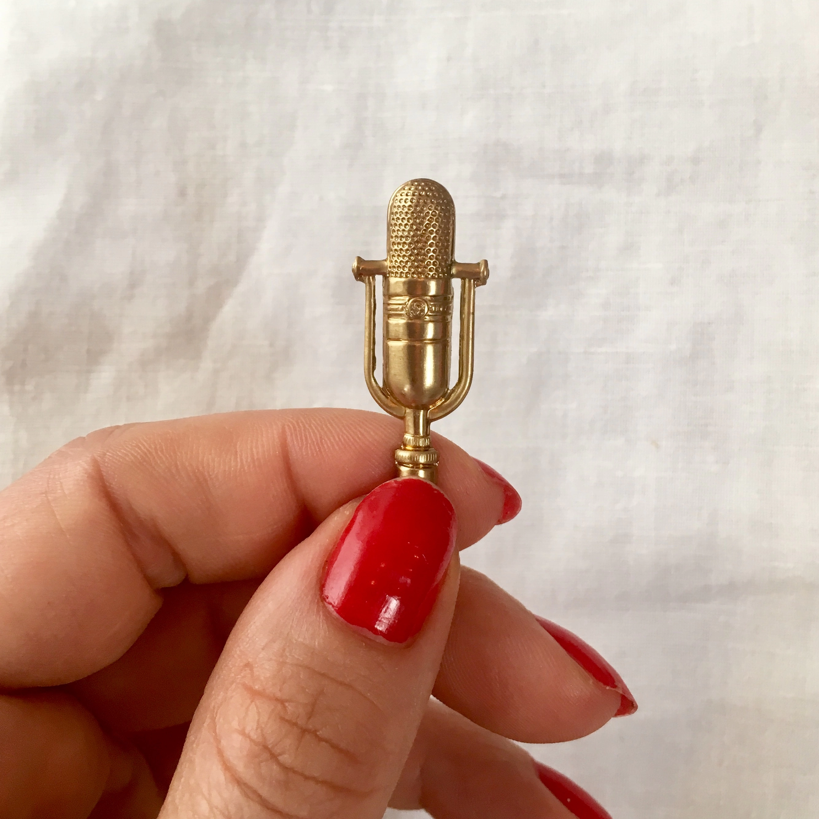 Podcast Microphone Pin