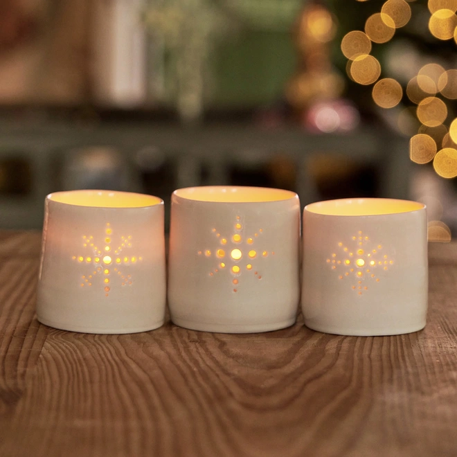 Snowflake Christmas tea light holder