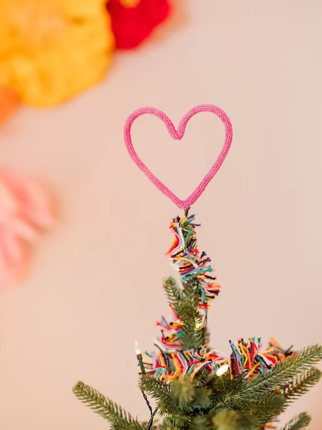 Simple Heart Tree Topper - Holly & Co