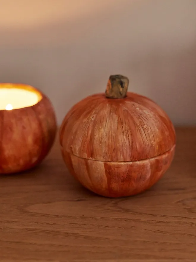 Ceramic pumpkin trinket holder