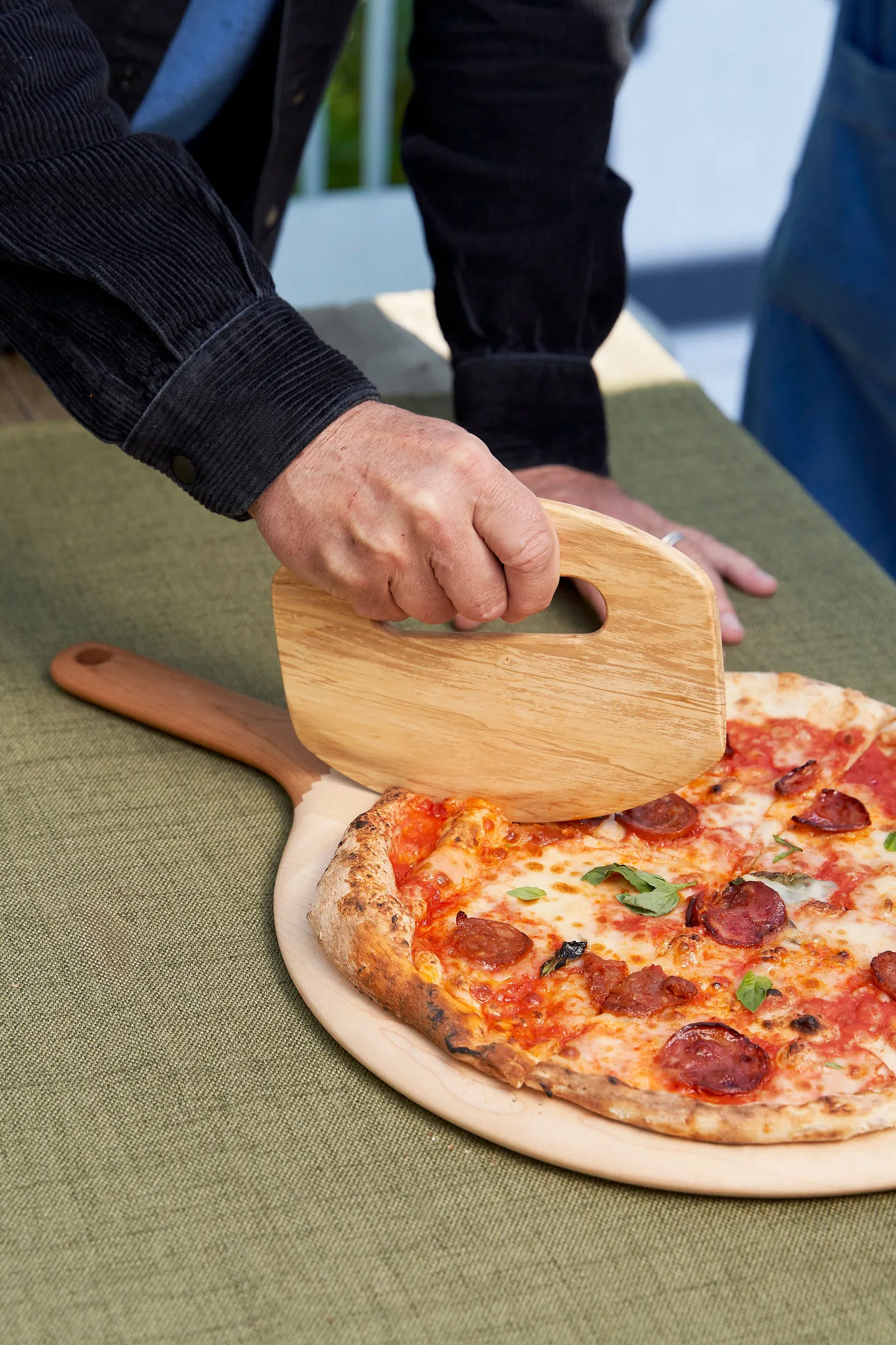 Pizza cutter