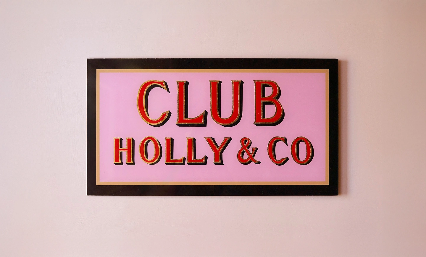 Club Holly & Co