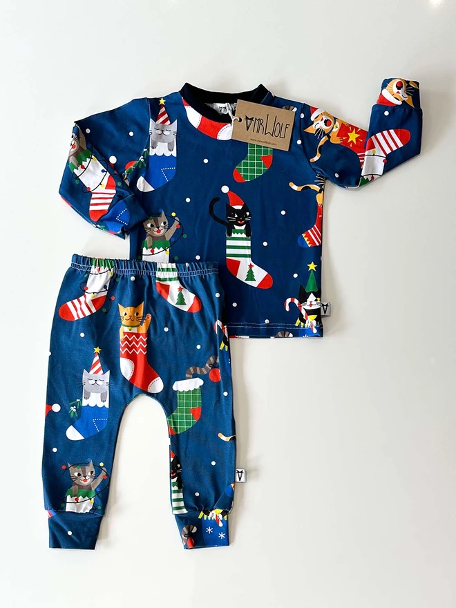 Baby and toddler lounge set with a cute festive kitten print