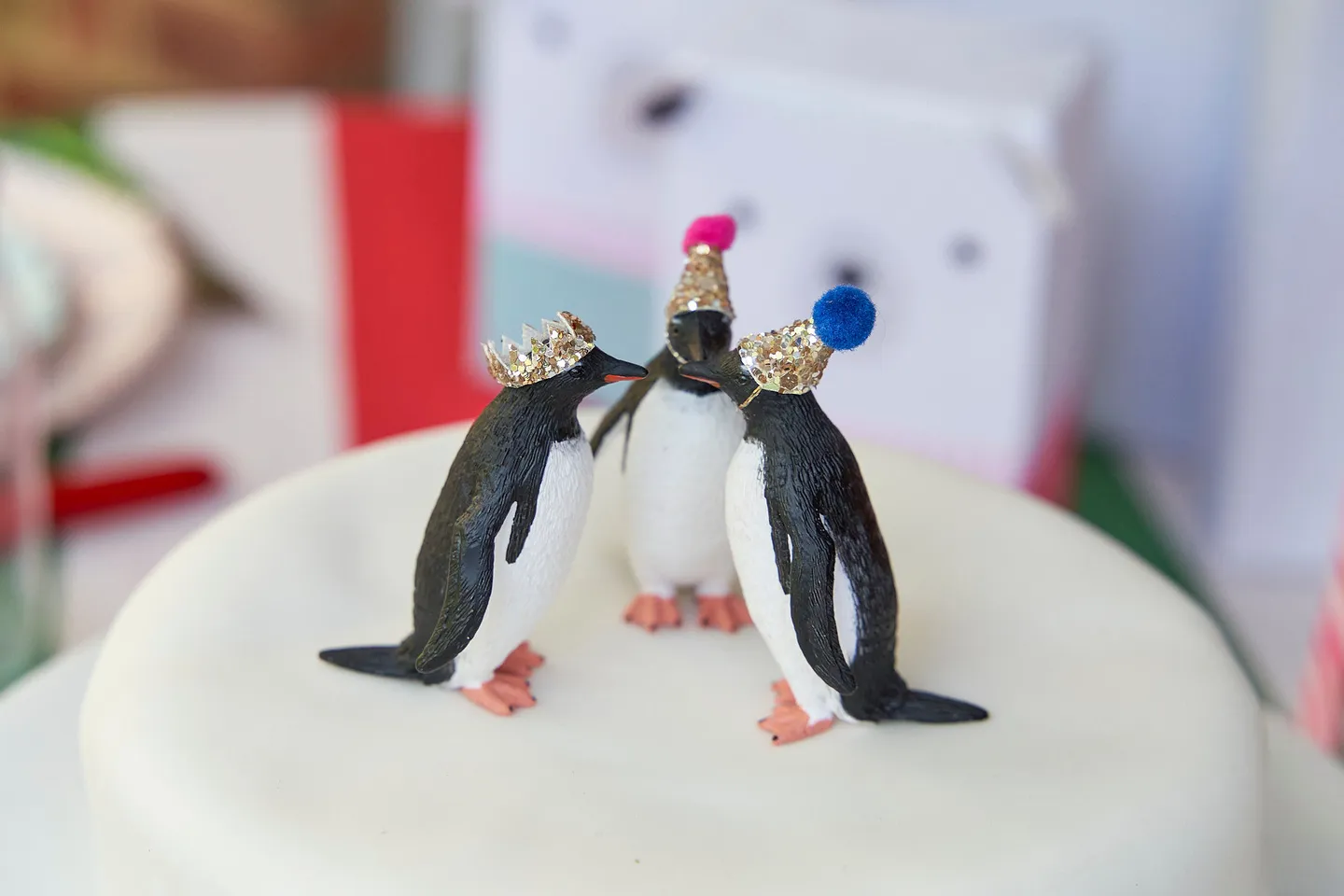 Penguin cake toppers