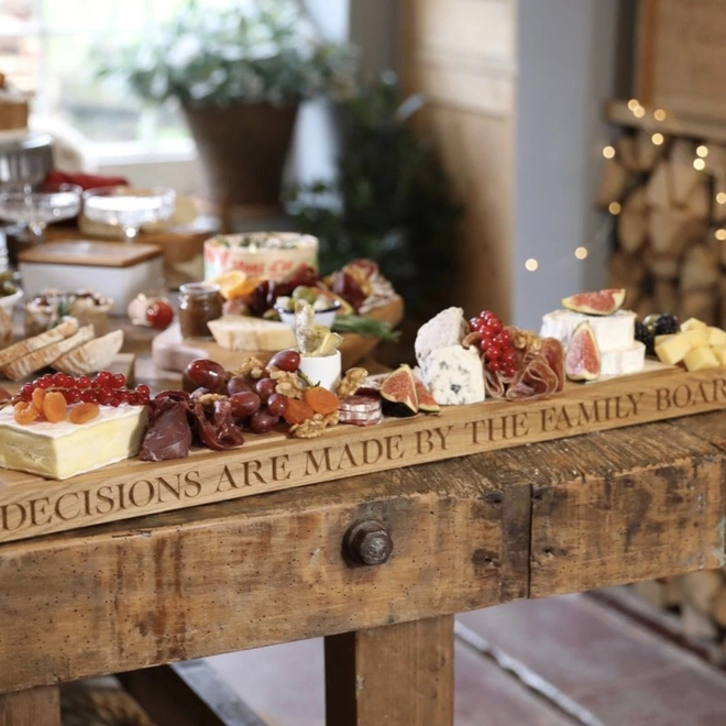 Long serving board centrepiece 