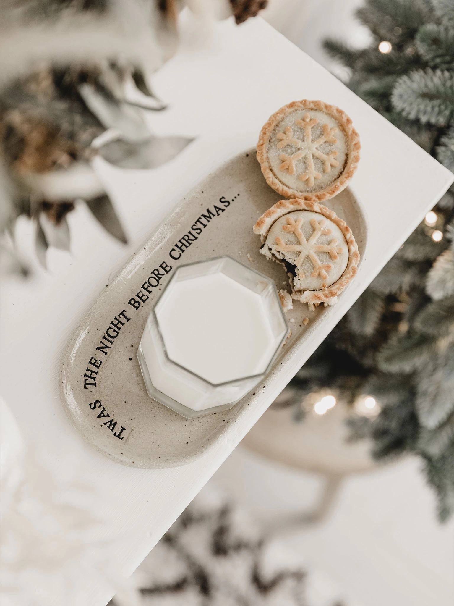 ceramic 'Twas the Night Before Christmas' plate, holding a glass of milk and 2 mince pies