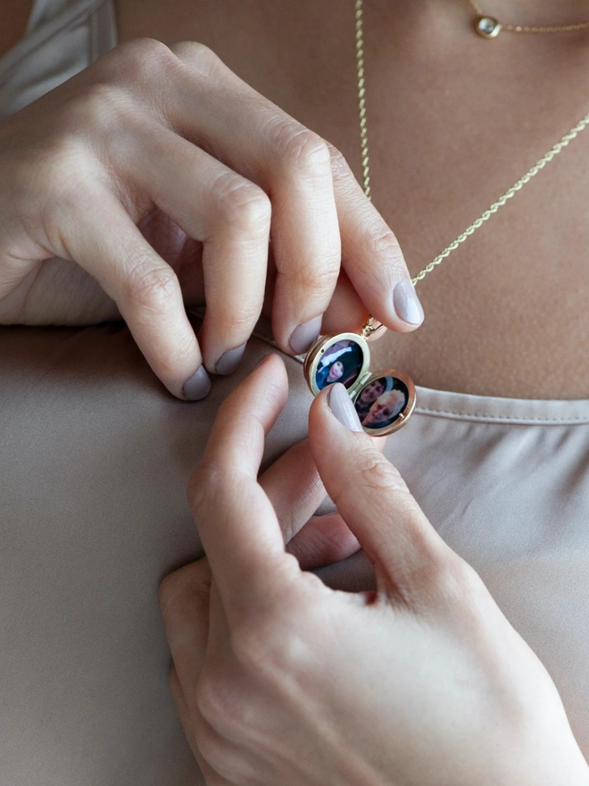 Zodiac love locket