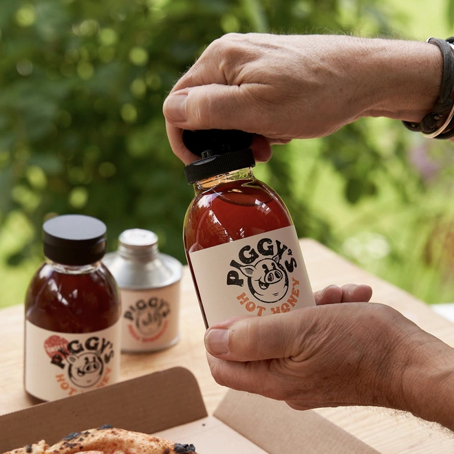 Piggy's hot honey pizza sauce
