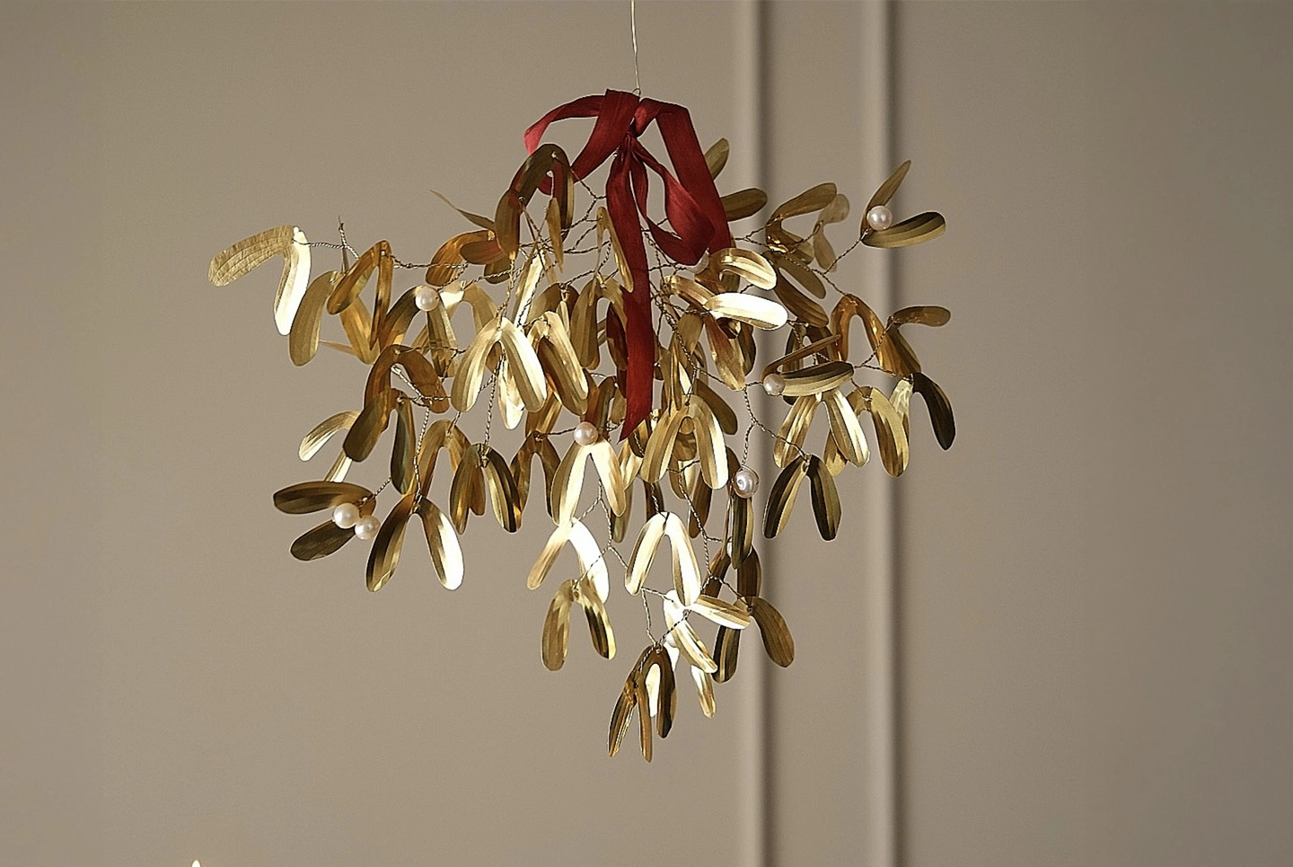 Brass Christmas mistletoe hanging decoration
