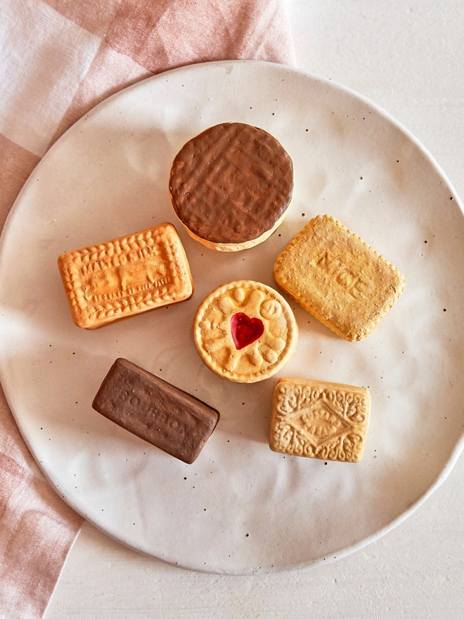 Ceramic trinket biscuit boxes