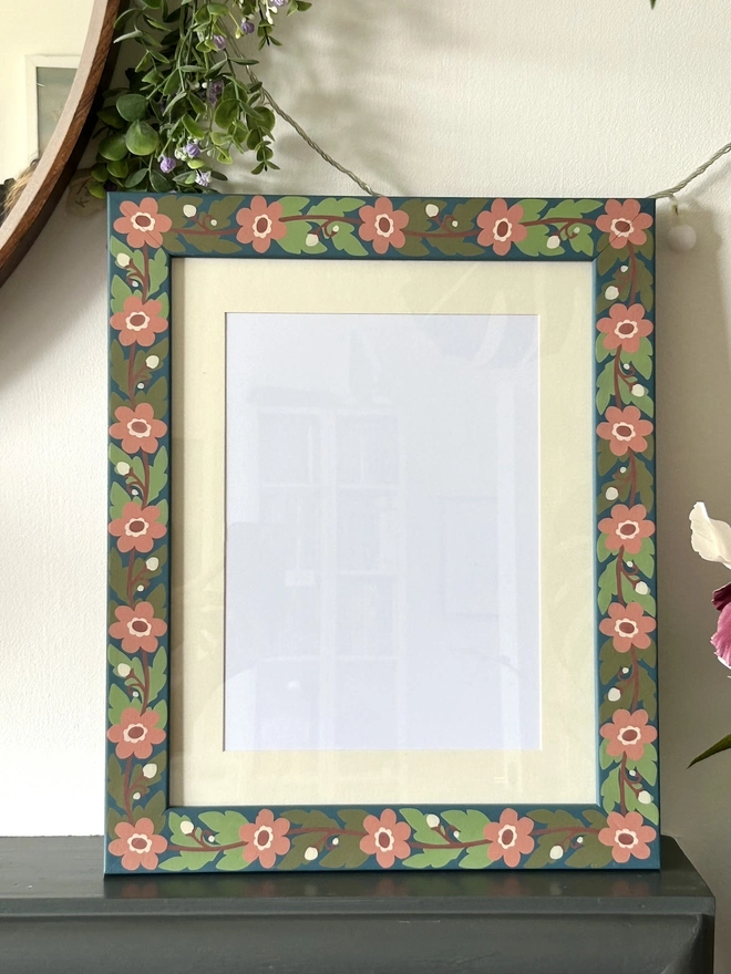 Hand Painted Pink Flower Chain Picture Frame