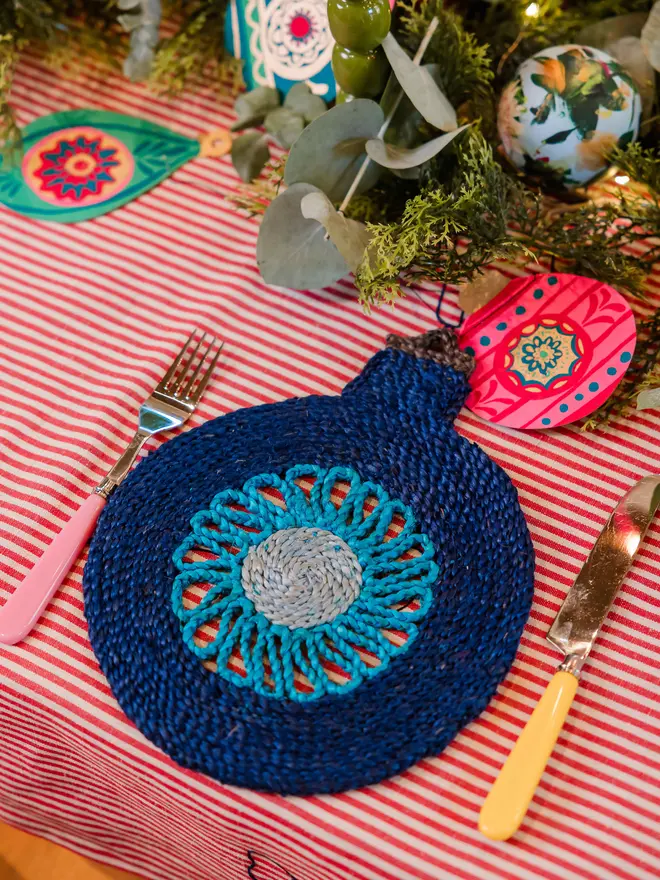 Blue bauble placemat