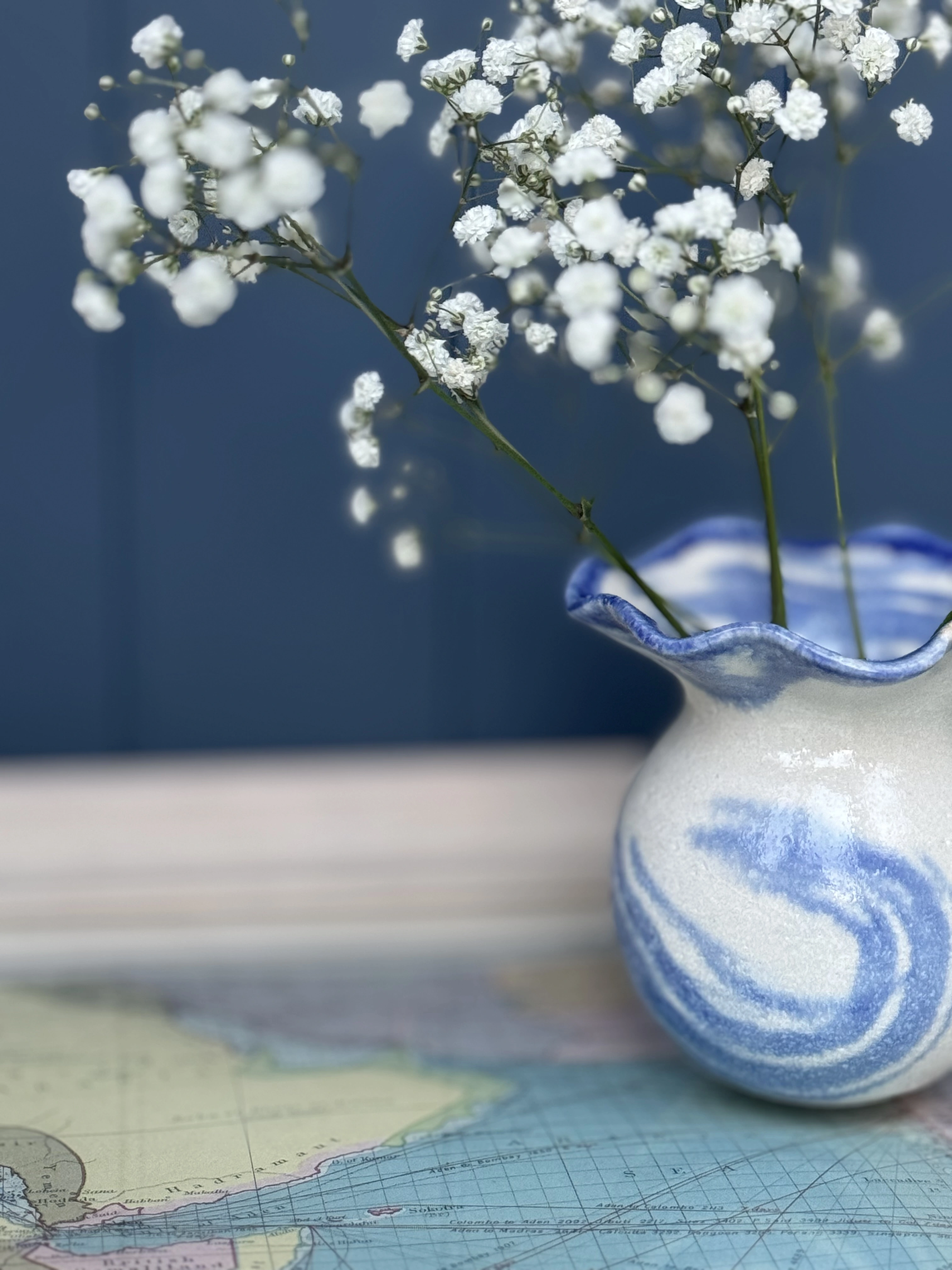 Scallop bud vase