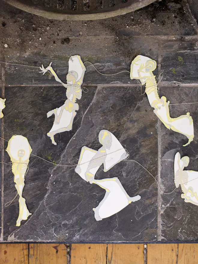 skeleton screen print halloween garland decoration