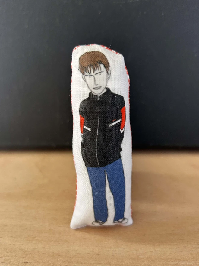 Mini fabric doll featuring illustration of Blur frontman, Damon Albarn.